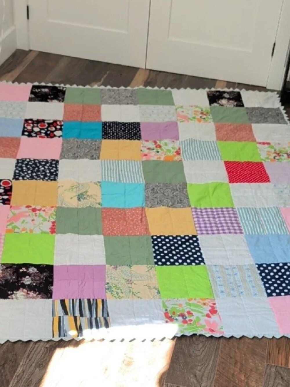 Vintage Handmade Patchwork Full / Queen Quilt - Picture 8 of 13